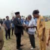 Bupati Raja Ampat Serahkan Bantuan Tiga Unit Rumah bagi Korban Angin Puting Beliung di Wailen